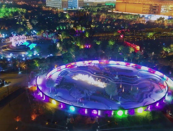 以燈光為幕，繪唯美愛(ài)情 | 勇電媒體屏打造浪漫南湖